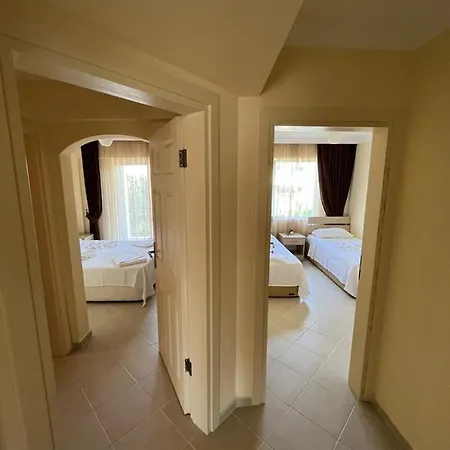 Botanic Gardens Sitesi Lily5 *